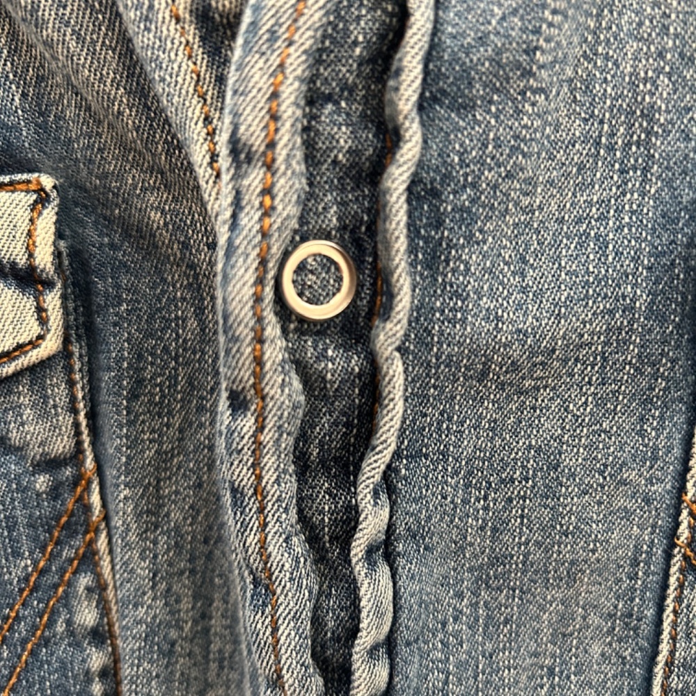 Wrangler button down - Picture 5 of 5